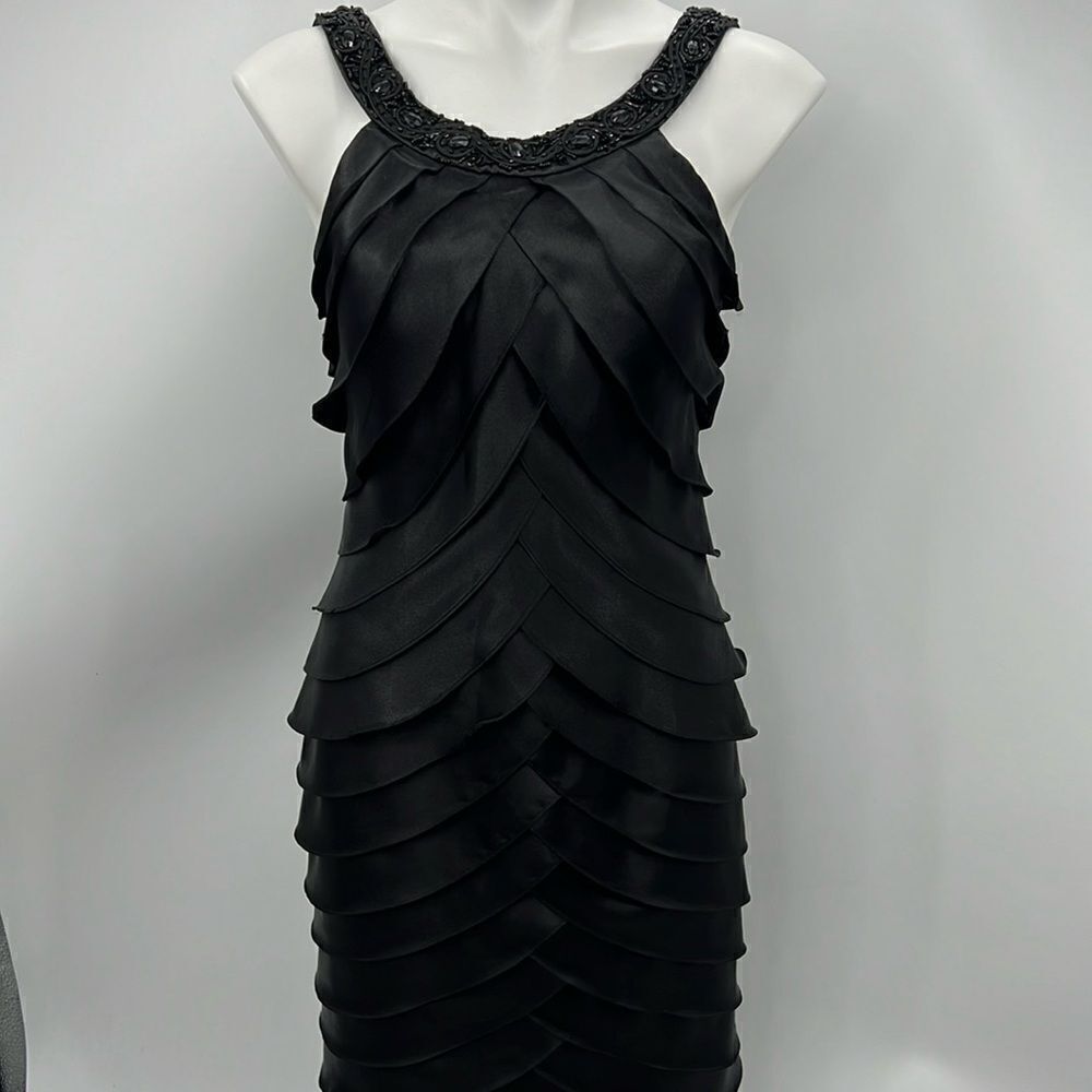 Alex Evenings black cocktail tiered dress size 8